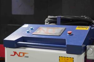 Máquina de Limpieza Láser JNCT de 6000W, Equipo de Preparación de Superficies de Alta Resistencia para Astilleros, Tuberías y Puentes con Fibra Óptica de 25m - Product Image 2