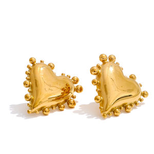 Orecchini a perno JINYOU 225 in acciaio inossidabile placcato oro 18K PVD, gioielli romantici alla <span class=keywords><strong>moda</strong></span> a forma di cuore per donna - Product Image 1