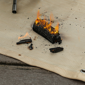 แผ่นใยแก้วกันไฟสองด้าน ไม่ระคายเคือง ทนความร้อน ใช้ป้องกันพื้นกลางแจ้งสำหรับเตาไฟ ลานบ้าน และกอง<span class=keywords><strong>ไฟ</strong></span> - Product Image 1