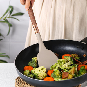 耐熱性10点セット ノンスティックシリコン製調理器具セット 木製ハンドル付き 食洗機・オーブン/電子レンジ対応 キッチン用 - Product Image 4