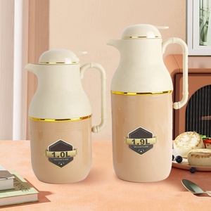 WUJO <span class=keywords><strong>2023</strong></span> nouvelle arrivée 1L 1.3L 1.6L 1.9L cafetière sous vide carafe garder au chaud 24h plastique arabe café Thermos - Product Image 1