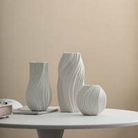 Vase en porcelaine nordique créatif ARM LVG avec glaçure peinte, récipient floral en céramique blanche, conteneur design pour la décoration de bureau et de la maison