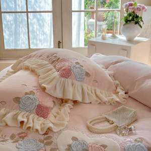 Ensemble <span class=keywords><strong>de</strong></span> literie 4 pièces en velours <span class=keywords><strong>de</strong></span> lait <span class=keywords><strong>haut</strong></span> <span class=keywords><strong>de</strong></span> <span class=keywords><strong>gamme</strong></span> ODM/OEM avec broderie <span class=keywords><strong>de</strong></span> plantes, <span class=keywords><strong>housse</strong></span> <span class=keywords><strong>de</strong></span> <span class=keywords><strong>couette</strong></span>, drap et taie d'oreiller, avec boîte cadeau - Product Image 3