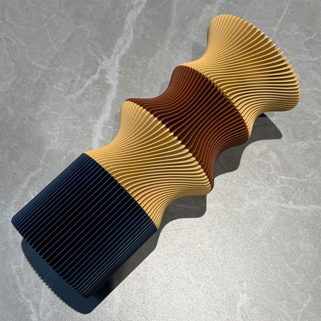 Customized FDM 3D Printed PLA Vase with Personalized Design 242mm Height Custom Color & for Machining for Home Office