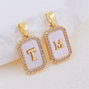 Nouveau 26 Lettre Pendentif Bijoux Incrusté De Coquillages De Perles A ~ z Lettres Diy Nom Personnalisé Première Lettre Pendentif Bijoux Collier - Product Image 2