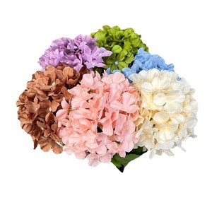 Arrangement de fleurs en soie d'hortensia, 90 pièces, pour décoration de mariage et de maison, style moderne, décoration de sol, marqueurs d'allée - Product Image 5