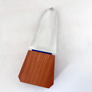 Trophée en verre cristal personnalisé avec gravure, base en bois en forme de flamme, plaque en verre, trophée en cristal - Product Image 5