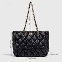 Sacs à bandoulière en cuir PU souple élégants pour femmes de marque personnalisée OEM Fermeture à bouton Forme d'oreiller pour la vie quotidienne Utilisation en extérieur