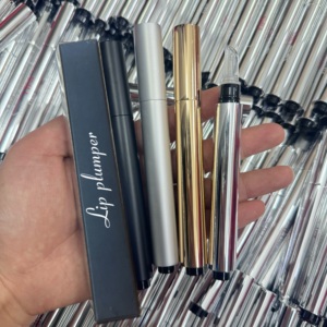 Huile Repulpante Lèvres Effet Picotant Instant Gloss Extrême Stylo Repulpant Lèvres au Collagène, Squalane et FPS 20 - Product Image 1