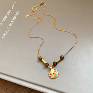 Collana da Donna con Perle e Placcatura in Oro Vero, Stile Avvolgente, per Feste, Autunno Inverno, Lusso Leggero, Elegante, con Catena a Maglie Sovrapposte, Yiwu - Product Image 6