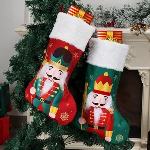 <span class=keywords><strong>Chaussette</strong></span> <span class=keywords><strong>de</strong></span> Noël en velours brodé motif Soldat <span class=keywords><strong>Casse</strong></span>-<span class=keywords><strong>Noisette</strong></span>, idéale pour décorer la maison et offrir des bonbons - Product Image 2