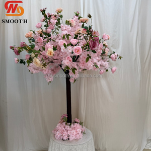 Arbre à fleurs de cerisier rose élégant de 1,2 m avec feuilles vertes pour la décoration de l'allée d'entrée de mariage - Product Image 1