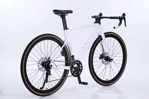 Vélo de route tout-terrain en alliage d'aluminium avec suspension avant en magnésium, freins à disque hydrauliques, 16/18 vitesses, 700cc, vente en gros - Product Image 2