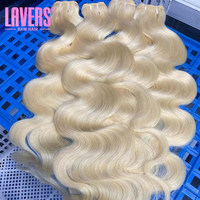 Vente en gros Vierge brésilienne 613 12A Remy Blonde Deep Wave Curly Extensions de cheveux humains 613 Blonde trame Bundle pour femmes noires