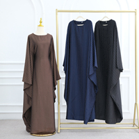 Grossiste d'Abaya à Dubaï Robes Musulmanes à Manches Longues pour Femmes Abaya pour Filles Vêtements Islamiques Robe Musulmane Robe Maxi Longue