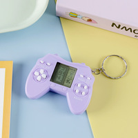 Porte-clés console de jeu rétro miniature en plastique avec jeux d'arcade classiques intégrés, design anti-ennui pour les trajets quotidiens