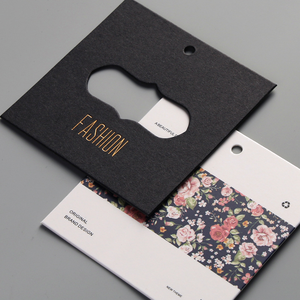 Snelle Levering Reliëf Hangtags Gekleurde Prijskaartjes Hangen Papieren Label Merknaamplaatjes Voor Kleding - Product Image 6