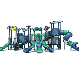 Structure de jeu avec toboggan pour projet de rénovation de parc municipal certifiée CE - Product Image 6