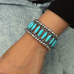 Brazalete de estilo vintage con incrustaciones de turquesa para mujer, brazalete elástico bohemio Marquesa azul turquesa, 0,98-2,56 pulgadas - Product Image 1