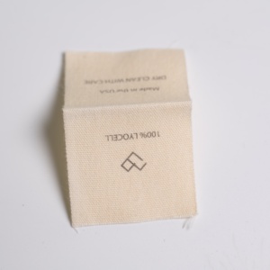 Étiquettes personnalisées en tissu tissé avec logo pour les applications d'étiquettes de cou de vêtement - Product Image 5