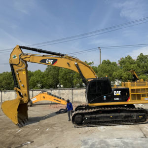 349D2L รถขุดตีนตะขาบรถขุดรถขุดตีนตะขาบรถสมบูรณ์แบบ38ตัน2022รุ่นญี่ปุ่น - Product Image 1