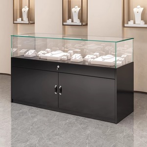 Vitrine de bijoux en <span class=keywords><strong>verre</strong></span> de qualité supérieure Modèle <span class=keywords><strong>d</strong></span>'échantillon de compteur accrocheur pour les expositions de musées et les <span class=keywords><strong>vitrines</strong></span> de magasins de <span class=keywords><strong>d</strong></span>étail - Product Image 2