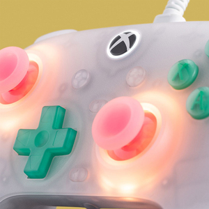Manette filaire 8BitDo <span class=keywords><strong>Ultimate</strong></span> Mini pour <span class=keywords><strong>Xbox</strong></span> avec joysticks et gâchettes à effet Hall, compatible avec <span class=keywords><strong>Xbox</strong></span> Series et <span class=keywords><strong>Xbox</strong></span> Windows 10/11 - Product Image 2
