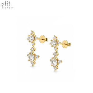 ผู้ผลิตเครื่องประดับคอลเลคชั่น New Rose Cut ส่งออกต่างหูทองคำแท้ 18K แบบห้อยประดับเพชรธรรมชาติทรง Rose Cut - Product Image 2