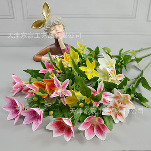 Fleur artificielle, bouquet de 3 orchidées vanille en soie rouge profond, décoration intérieure, ornement de mariage - Product Image 4