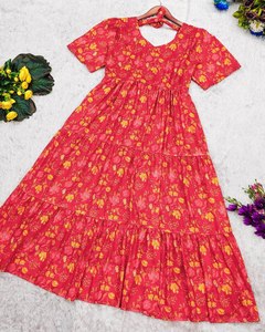 Vestido de algodón floral rojo de diseñador para mujer, manga corta, tela suave cómoda para fiesta informal, vestido de noche para festivales - Product Image 3