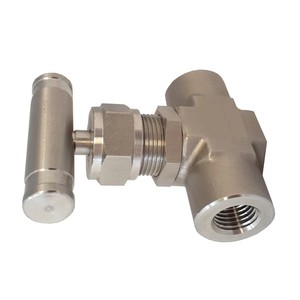 Válvula de aguja manual NPT de 1/2'' de acero inoxidable 316, MxF 6000 PSI para aceite - Product Image 1