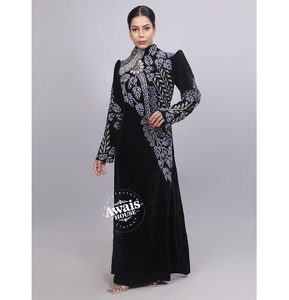 คอลเลคชั่นชุดอาบายะแบบเรียบหรูสไตล์ดูไบ ล่าสุด สำหรับคนไซส์ใหญ่ ผ้ากำมะหยี่โพลีเอสเตอร์ ระบายอากาศได้ดี ปักลายสวยงาม ยาวคลุมเท้า - Product Image 5