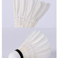 Lot de 12 balles de badminton universelles pour entraînement, intérieur/extérieur, en plumes d'oie droites, avec noyau en liège naturel, durables et stables, vente en gros (76)