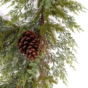 UMIND屋内および屋外の家の装飾のための環境に優しい松のナットが付いている新しい到着の緑の人工的なクリスマスのガーランド - Product Image 6