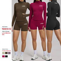 Ensemble de yoga et de sport pour femme personnalisé : haut à manches longues col montant et short cycliste, séchage rapide, respirant, extensible