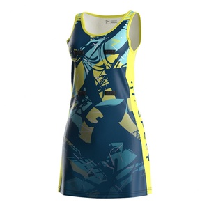 Conjunto Deportivo de Tenis y Netball con Falda Roja, Sublimado, de Secado Rápido, con Número Estampado - Product Image 1