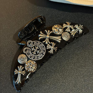 ZiTeng Cyber Spirit Femme Cheveux Griffes Subtil Unique Doux Cool Punk Style Croix pour Crocodile Requin Clip Demi-Tressé <span class=keywords><strong>Coiffure</strong></span> - Product Image 5