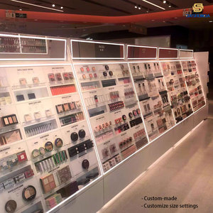 Étagère de présentation de cosmétiques en bois moderne, comptoir de maquillage, étagère pour soins de la peau, présentoir de masques pour salon de beauté - Product Image 3