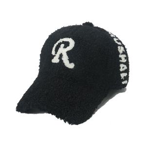 Gorras de Béisbol Deportivas de Invierno para Mujer al por Mayor, de Lana Ecológica, Forro Polar, Poliéster, con Logotipo Bordado Personalizado, Peludas y Suaves - Product Image 6