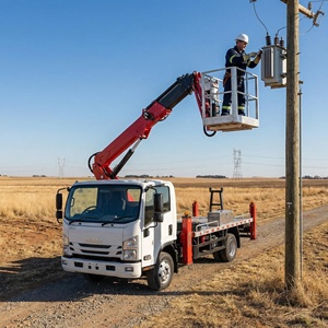 <span class=keywords><strong>Camion</strong></span> <span class=keywords><strong>de</strong></span> travail aérien à flèche télescopique Isuzu <span class=keywords><strong>de</strong></span> 30 m <span class=keywords><strong>de</strong></span> hauteur pour l'entretien des autoroutes et des aéroports - Product Image 3