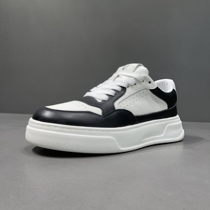 Chaussures de sport décontractées tendance pour hommes en cuir véritable noir et blanc, respirantes, à <span class=keywords><strong>plateforme</strong></span>, collection automne, de luxe et de créateur - Product Image 4