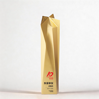 Nouveaux Trophées Créatifs Irréguliers en Résine Or, Argent, Bronze 2026 – Trophée Commémoratif Doré pour Employé Exceptionnel