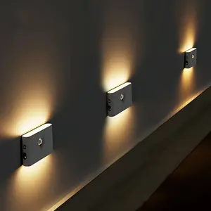 Nouvelle Version chaude LED veilleuses sans fil capteur de mouvement lumière USB Rechargeable veilleuse pour chambre cuisine couloir escaliers