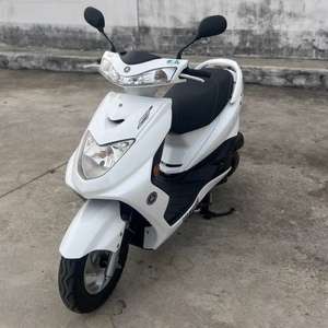 <span class=keywords><strong>Venta</strong></span> al por mayor de scooters Yamaha Cygnus 125cc de 4 tiempos a gasolina usados, ciclomotores económicos, duraderos, 120 km/h, listos para envío y exportación. - Product Image 5