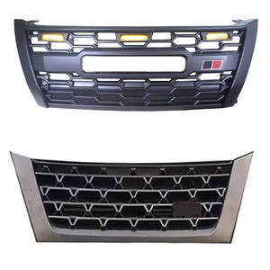 Grille avant Toyota Fortuner 2016-2020, mise à niveau en plastique ABS, style TRD, avec feux LED - Product Image 1