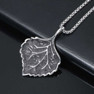 Collier en acier inoxydable avec pendentif feuille de vie, bijoux cadeau pour hommes SP691 - Product Image 4