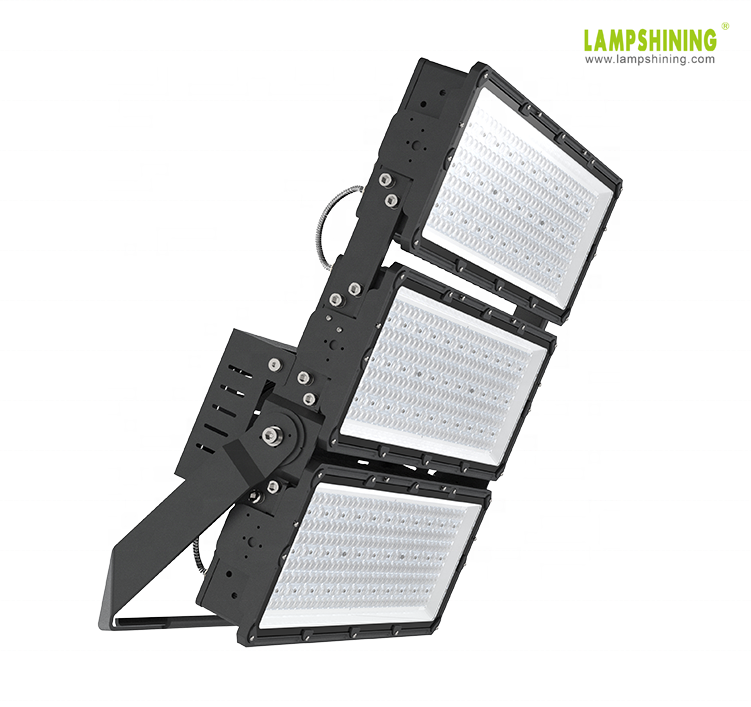 160-170 Lm/w 1650W High Power LED High Mast Lights IP66 Waterproof Aluminum Luminaires CRI 80 2000-6500K Color Temp 5-Year