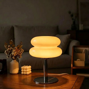 Lampe de table en verre empilé Bauhaus, lampe de chevet moderne en forme de hamburger, base en métal chromé, style Murano, lumière décorative de table - Product Image 6