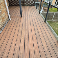 Eco Decking Bois Plastique Composite Patio Deck Tuiles Terracotta Grain Finition WPC Revêtement de sol pour Intérieur Extérieur pour Couverture pour