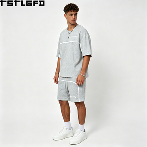 Conjunto de dos piezas de streetwear con cintura doble personalizada, pantalón corto y top de tejido grueso gris jaspeado con logo en capas, venta al por mayor - Product Image 5